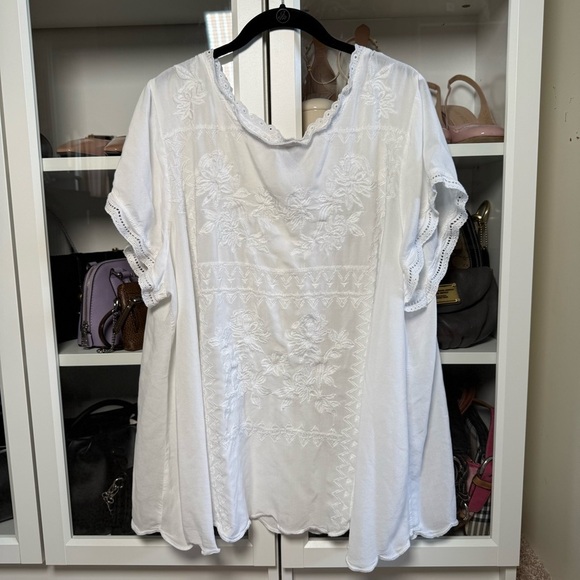 Torrid White Embroidered Challis Short Sleeve Blouse Women’s Plus Size 4 - Picture 5 of 9